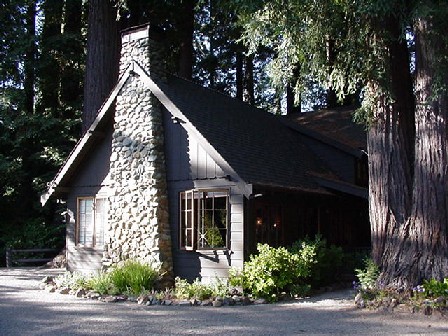 2001.loyolalodge.red03aug03.jpg