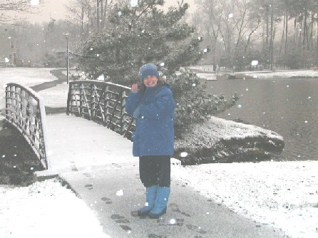 debbiesnow.red03aug03.jpeg